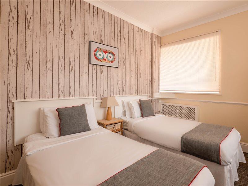 Oyo Pier Hotel Rhyl Exteriér fotografie