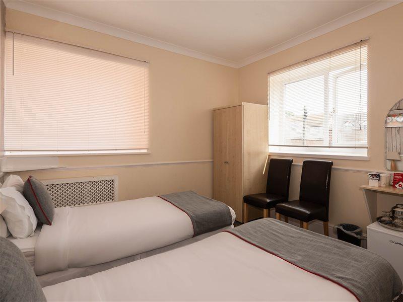 Oyo Pier Hotel Rhyl Exteriér fotografie