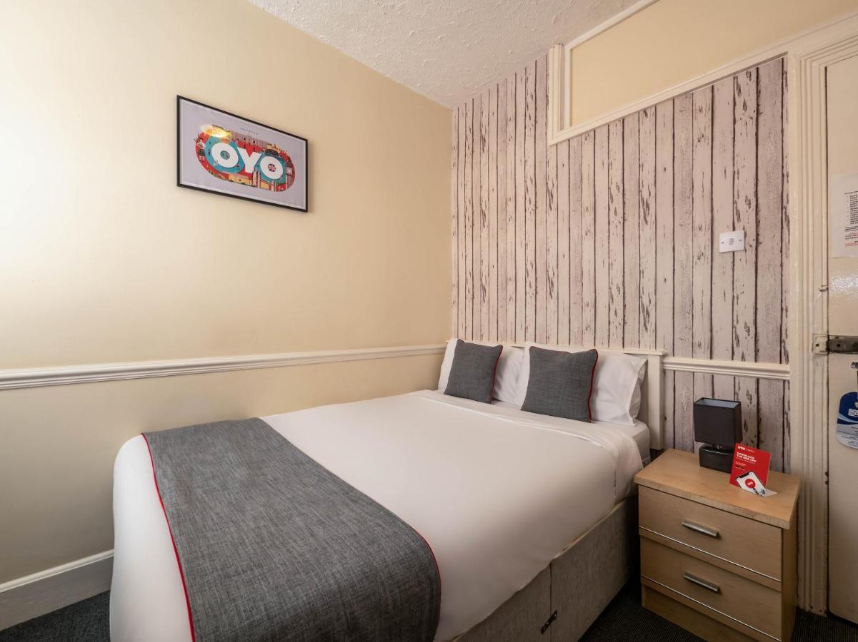 Oyo Pier Hotel Rhyl Exteriér fotografie