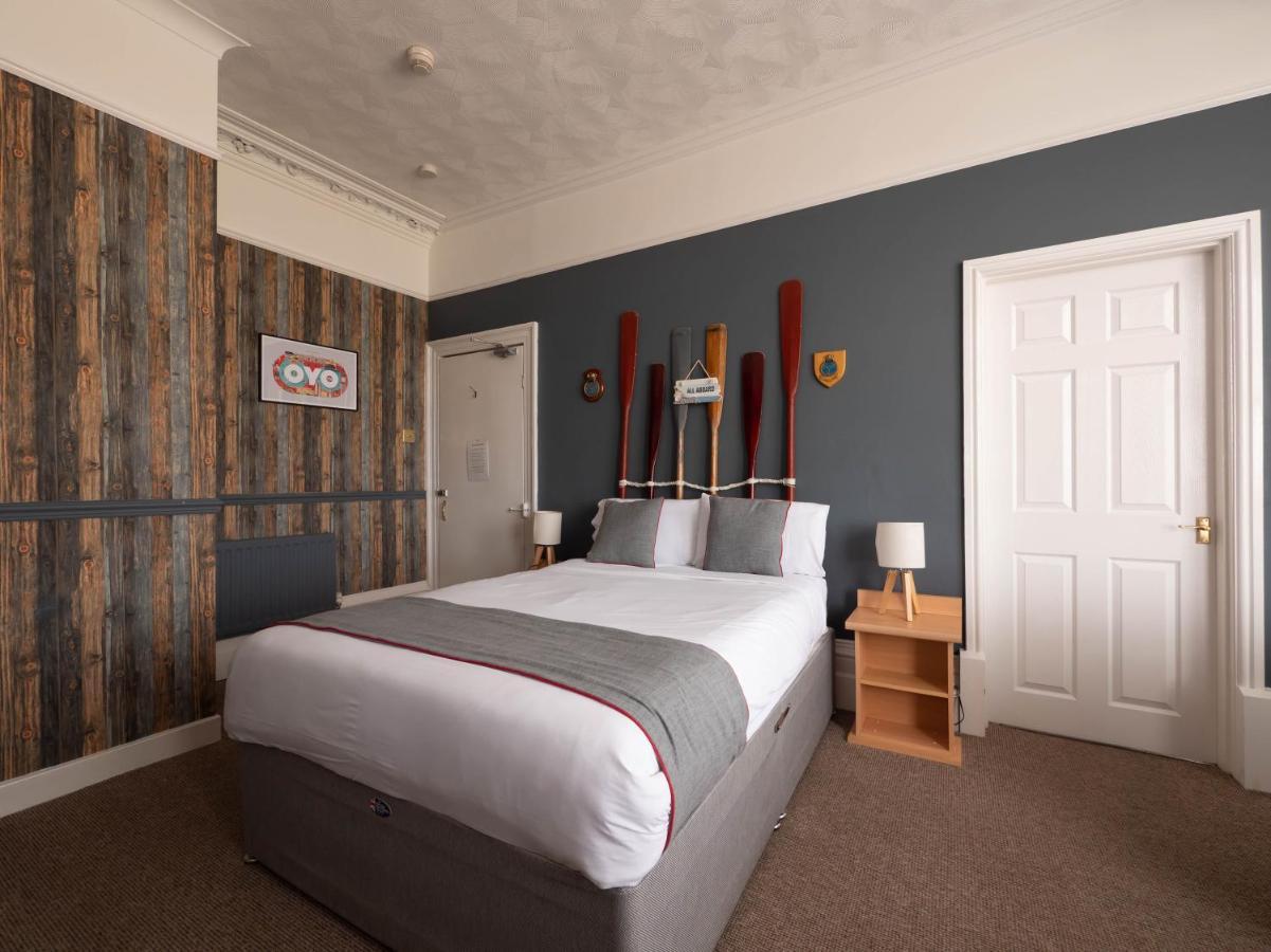 Oyo Pier Hotel Rhyl Exteriér fotografie