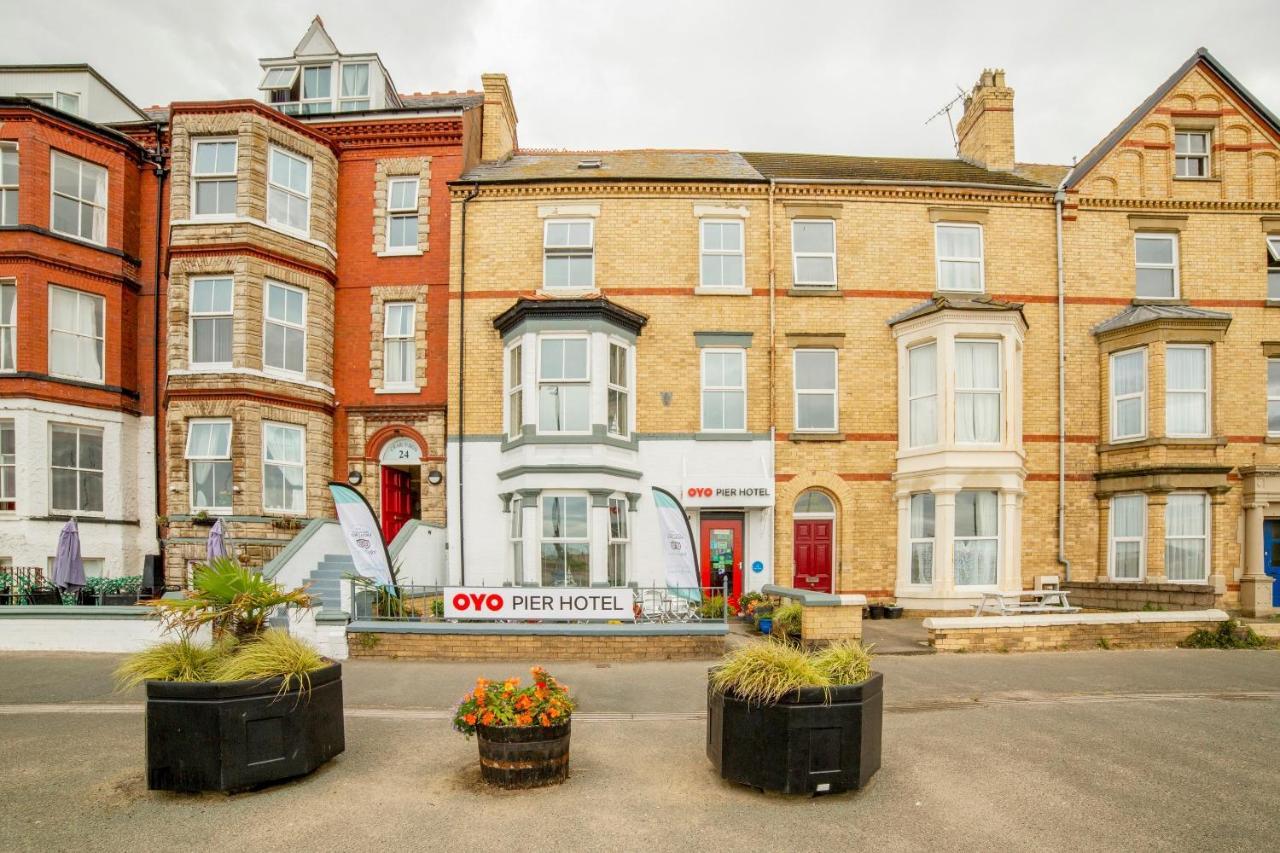 Oyo Pier Hotel Rhyl Exteriér fotografie